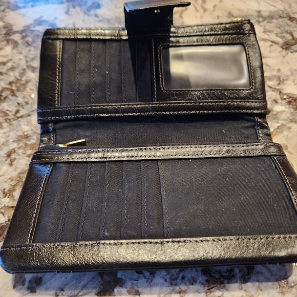 Vintage Fossil Wallet - Picture 3 of 5